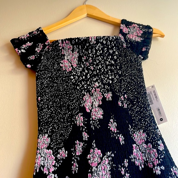 NWT (XS) Black pink floral smocked mini dress ruffle hem double square neck - Picture 3 of 9